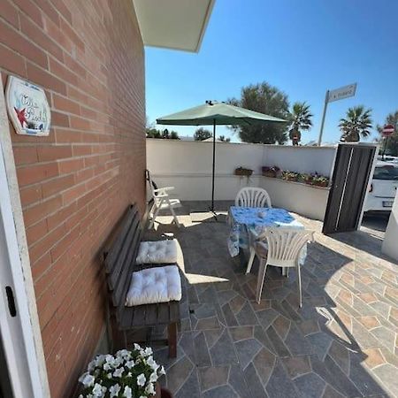 Villa Pisola Fiumicino Airport - Seafront Экстерьер фото