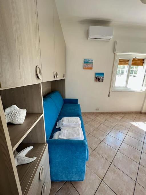 Villa Pisola Fiumicino Airport - Seafront Экстерьер фото