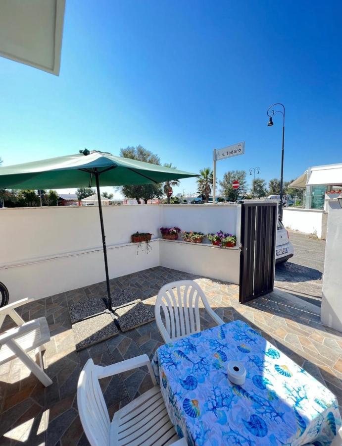 Villa Pisola Fiumicino Airport - Seafront Экстерьер фото