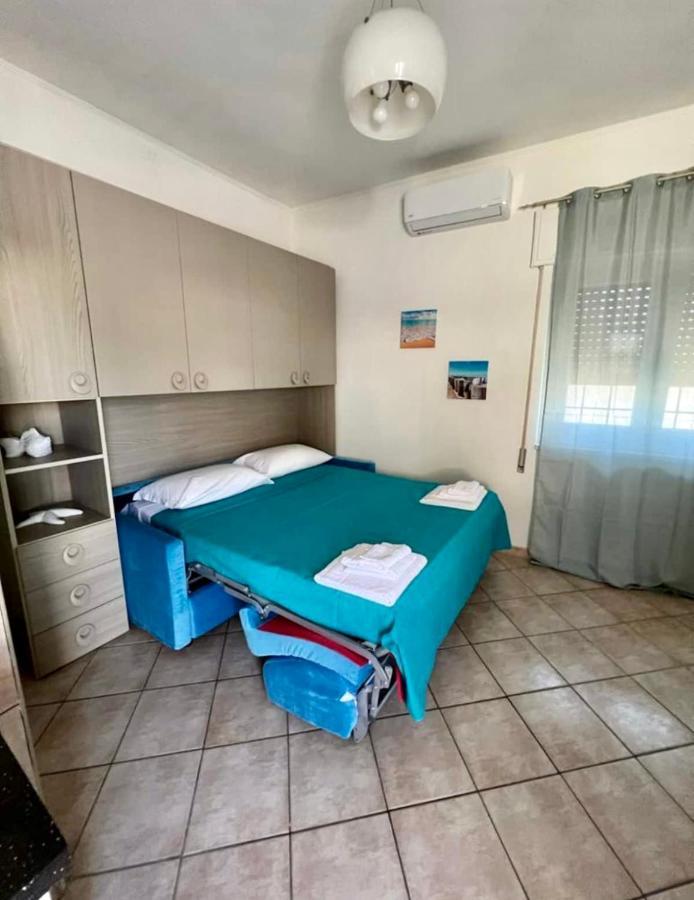 Villa Pisola Fiumicino Airport - Seafront Экстерьер фото